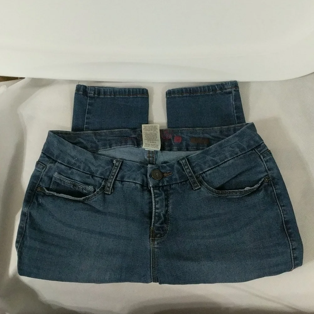 Faded Glory Skinny Dark Wash Jeans - size 6 Petite - 26